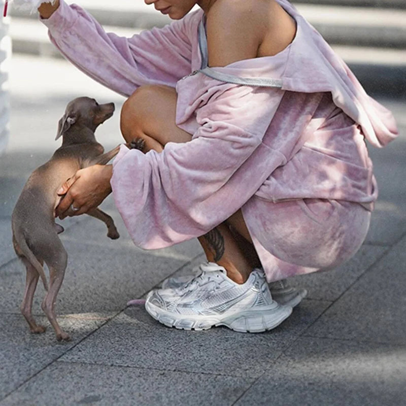 Ensemble 2 pièces femme avec veste à capuche zippée et short