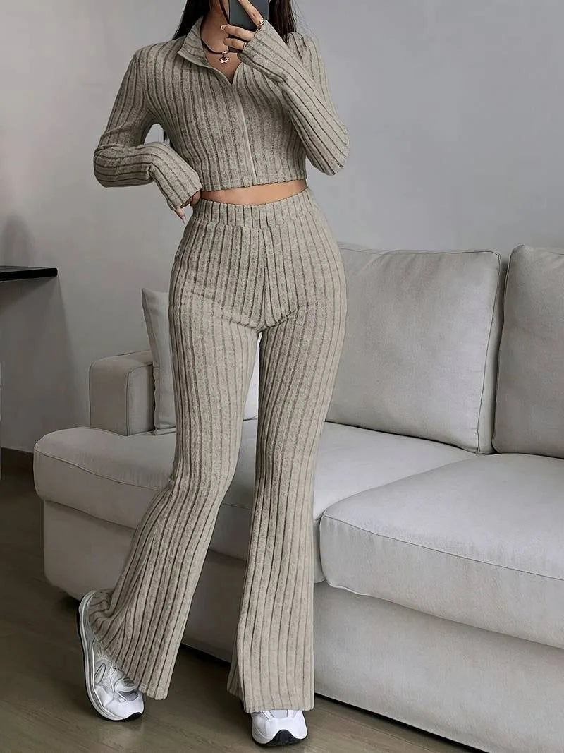 Ensembles deux pièces avec pantalon slim décontracté et haut assortie pour femmes