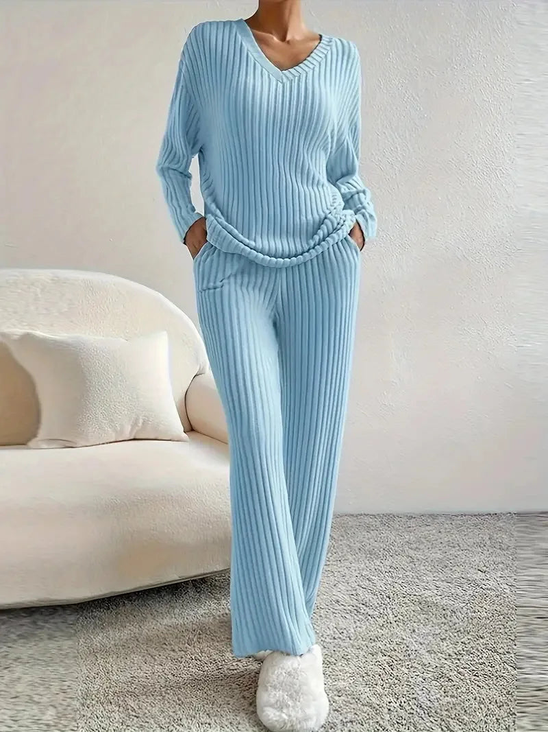Ensemble Côtelé 2 Pièces Femme – Pull Col V et Pantalon