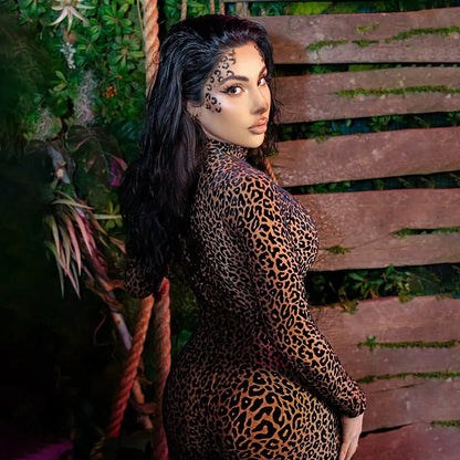 Combinaison femme moulante en velours léopard et maille transparente