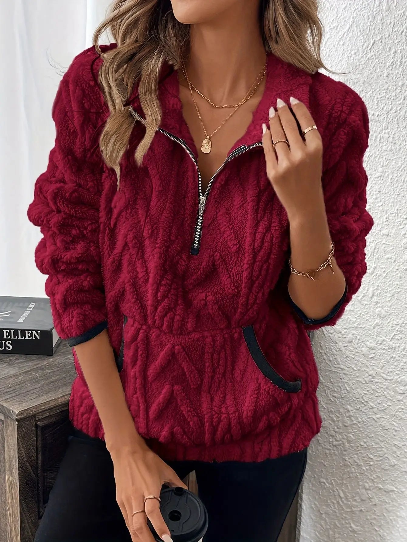 Sweat-shirt court en Jacquard à revers pour femmes