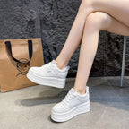 Baskets décontractées et sportives à lacets pour femmes