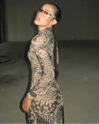 Robe longue moulante à imprimé résille Weird Puss pour femmes