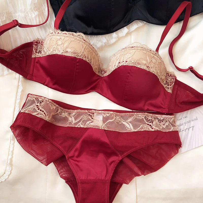 Ensemble soutien-gorge push-up à demi-bonnet et culotte pour femmes