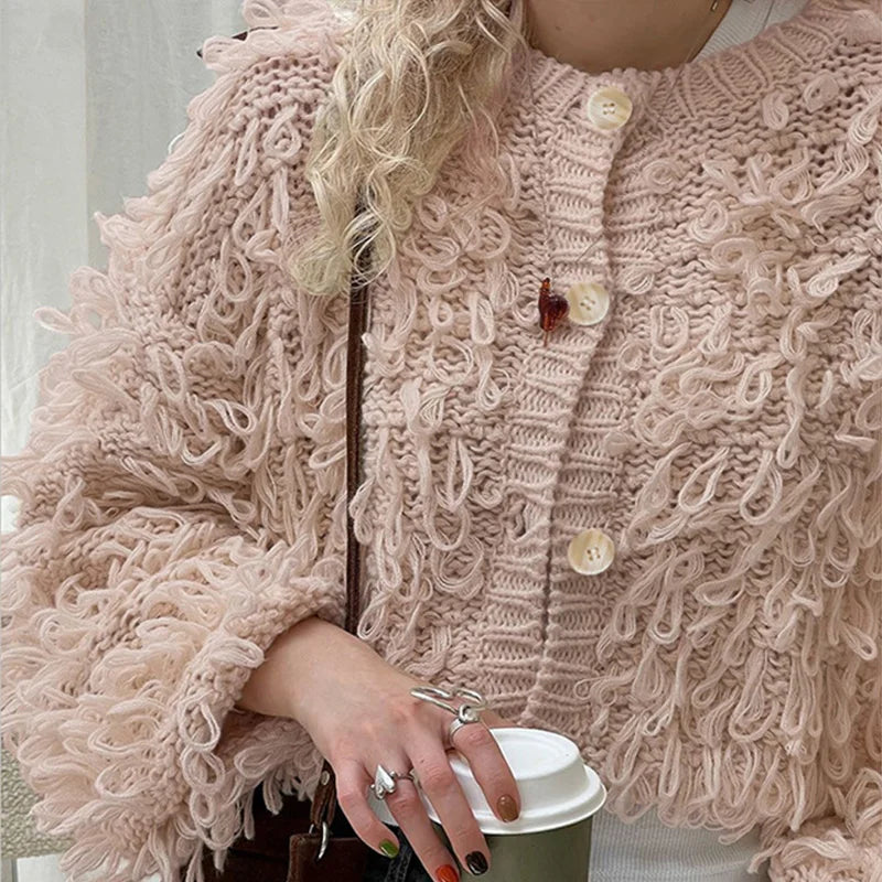 Cardigan femme en maille à boutons et franges