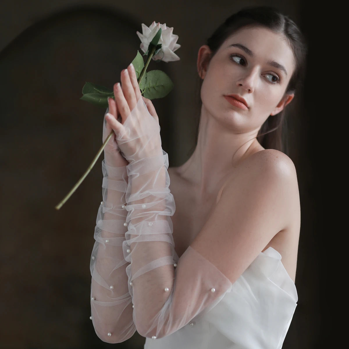 Gants longs tulle avec perles pour femmes
