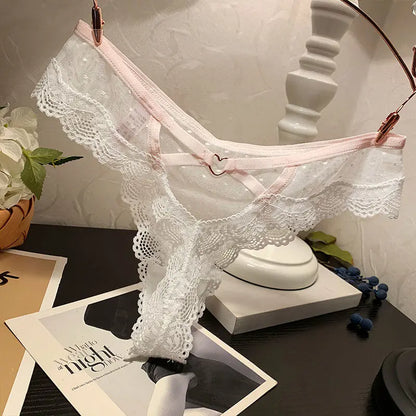 String Dentelle Femme – Pois et Boucle Cœur