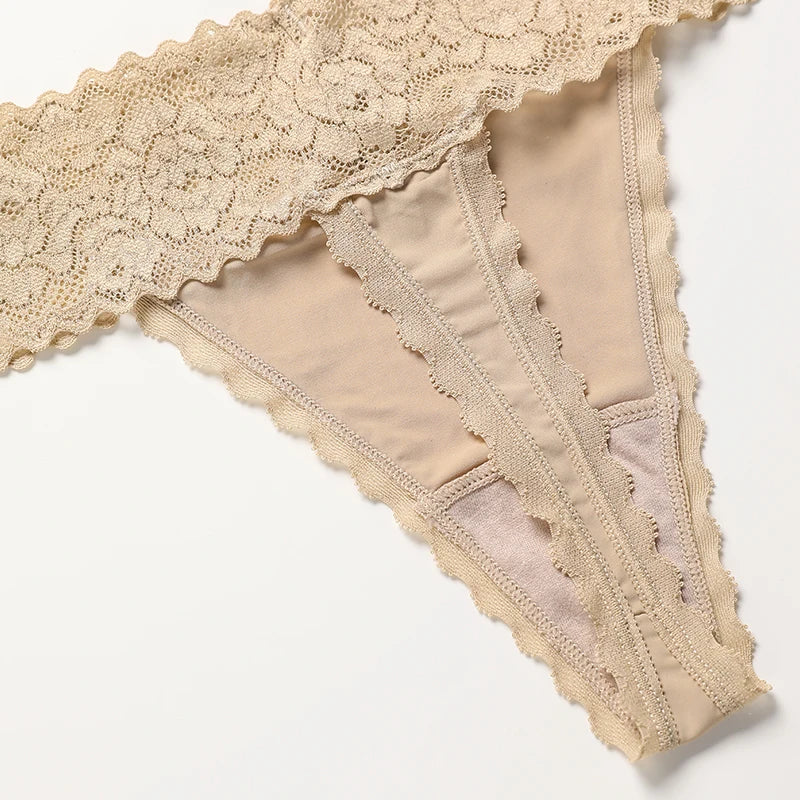 String tanga en dentelle florale pour femmes