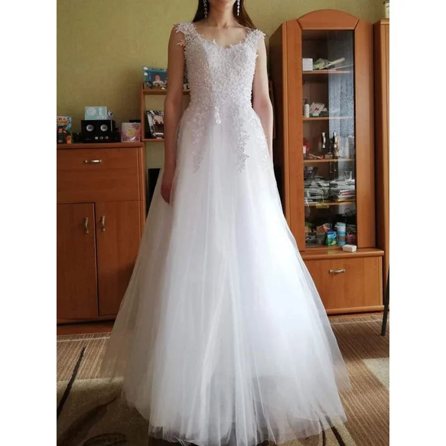 Robe de mariée ornée de perles pour femmes