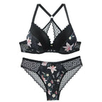Ensemble soutien-gorge à armatures rembourré et culotte assorti pour femmes