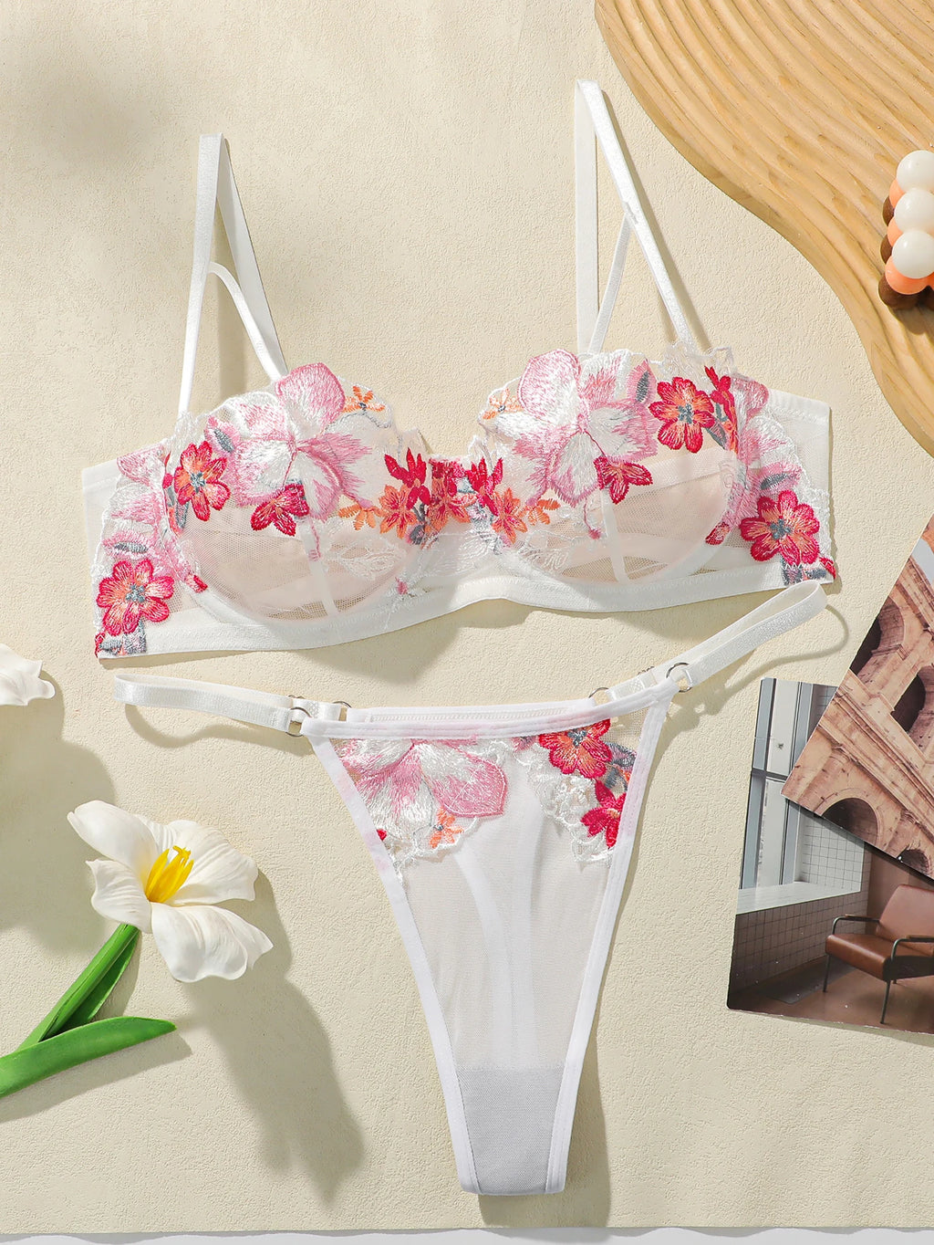 Ensemble de lingerie vintage brodée florale pour femmes