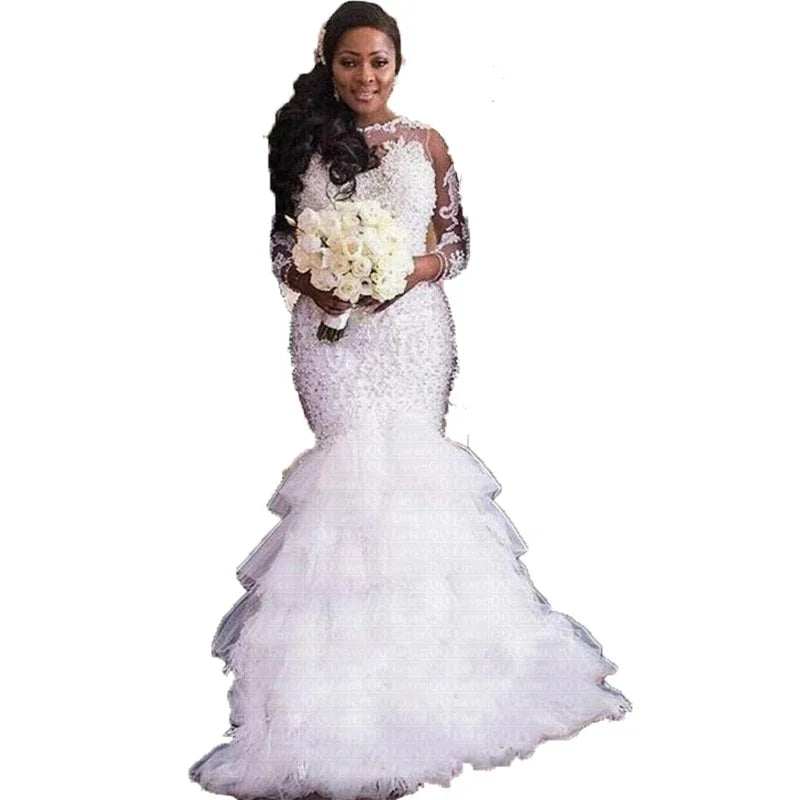 Robe de mariée sirène ornée de perles et de paillettes pour femmes
