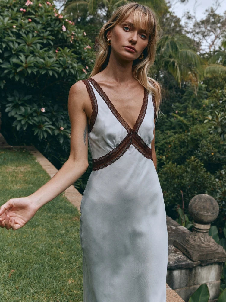 Robe longue en dentelle à col en V pour femmes