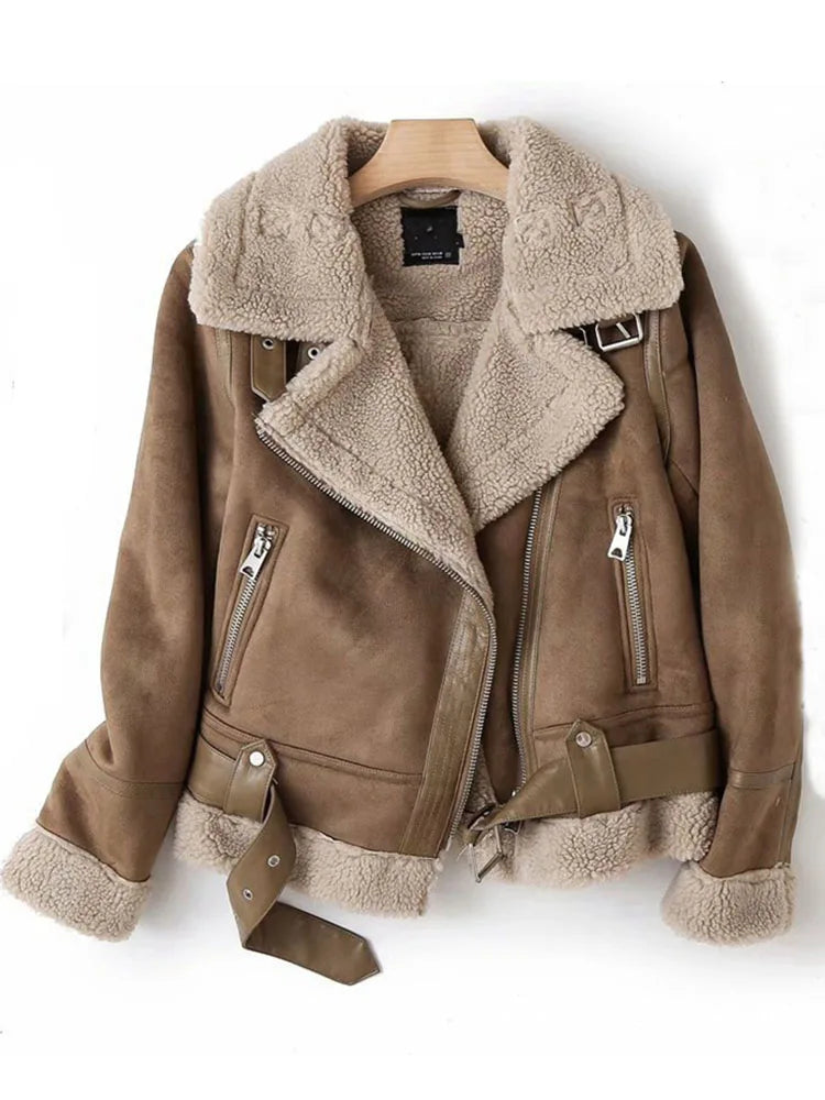 Manteau d'hiver élégant en suède avec fausse fourrure d'agneau pour femmes