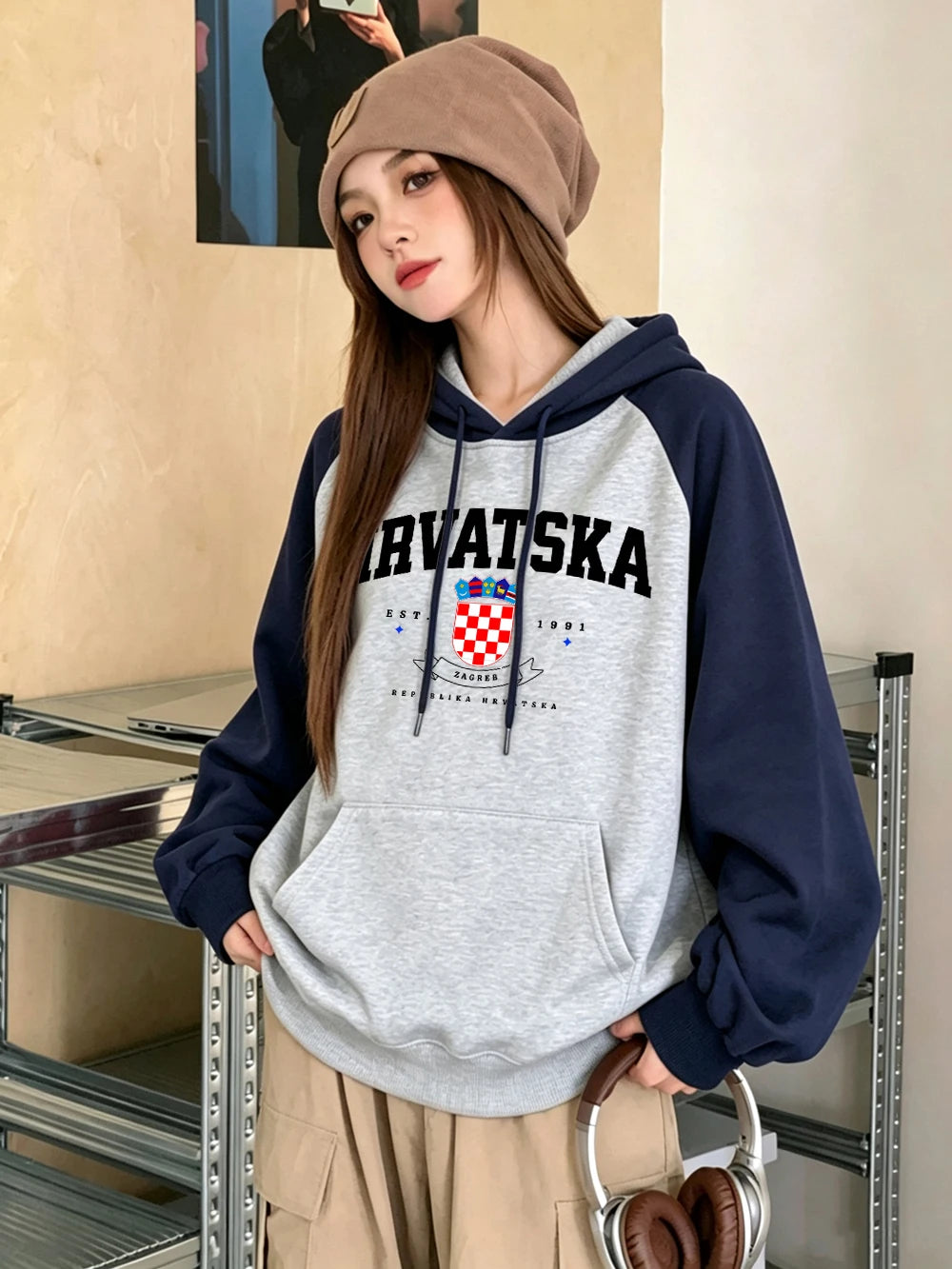 Sweat à capuche raglan imprimé Hrvatska Zagreb pour femmes