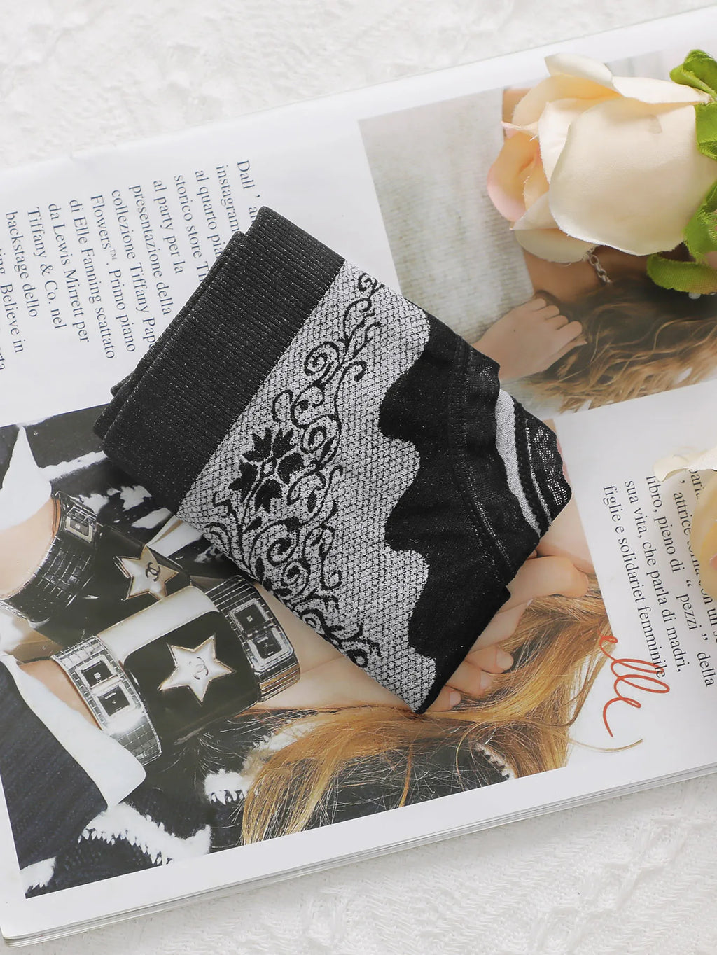 Culotte triangulaires sexy brodés de fleurs pour femmes