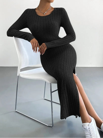 Robe en Maille Côtelée Femme – Col Rond et Fente Latérale