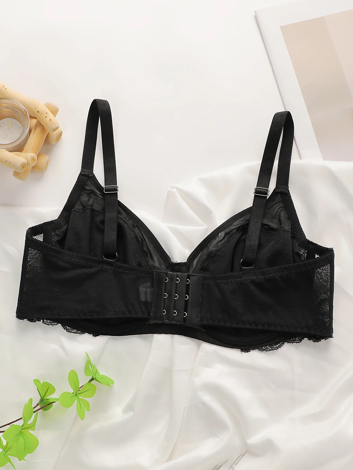 Soutien-gorge en dentelle brodée pour femmes