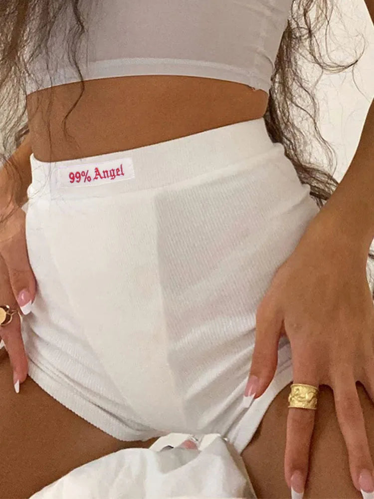 Short de motard brodé de lettres blanches pour femmes