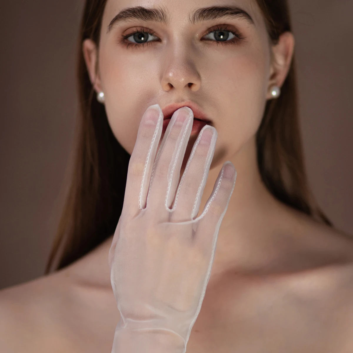Gants de mariée élégants en tulle doux pour femmes