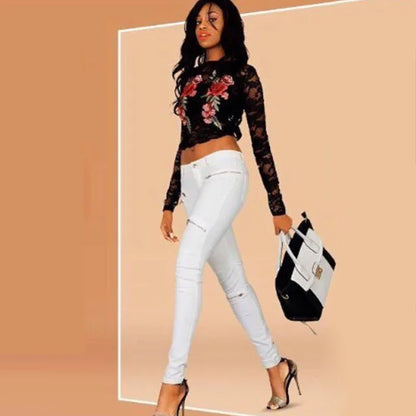 Pantalon Blanc Taille Basse en Similicuir à Détails Zippés