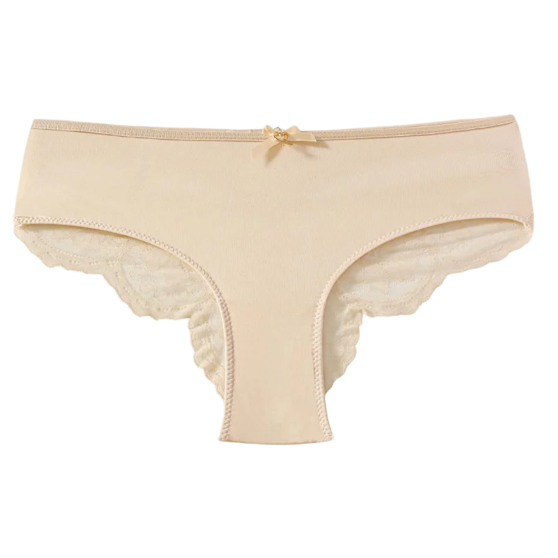 String en dentelle pour femmes