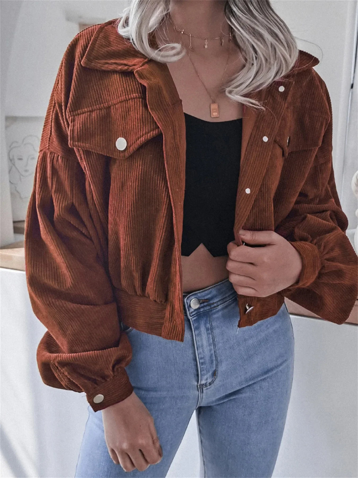 Veste Courte en Velours Côtelé Femme – Manches Lanterne