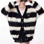 Cardigan chaud à rayures noires et blanches pour femmes