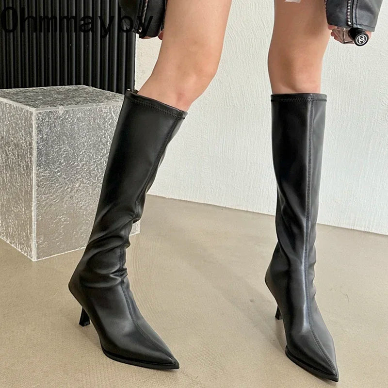 Bottes hautes en cuir souple à bout pointu pour femmes