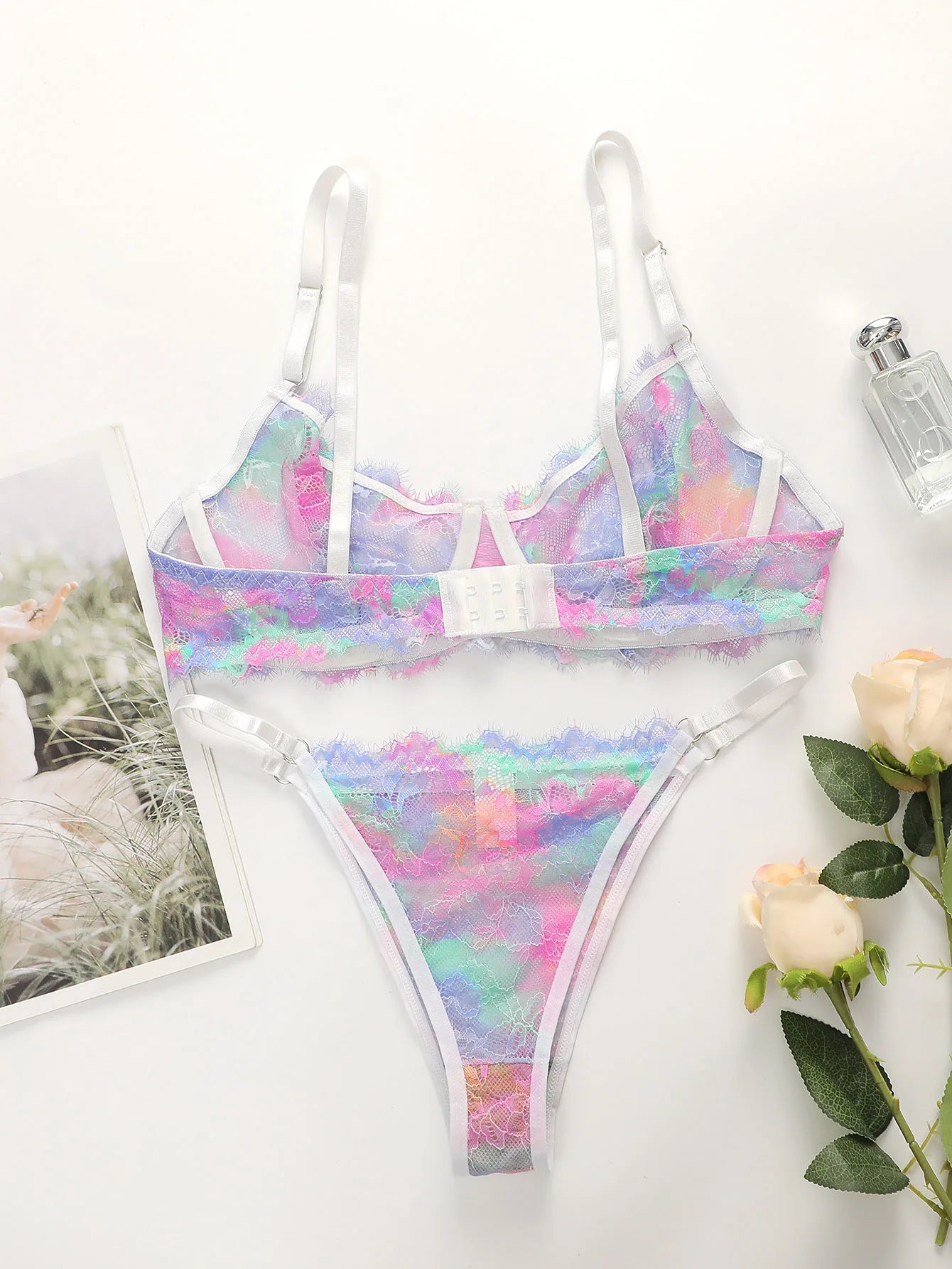 Ensemble soutien-gorge et string coloré pour femmes