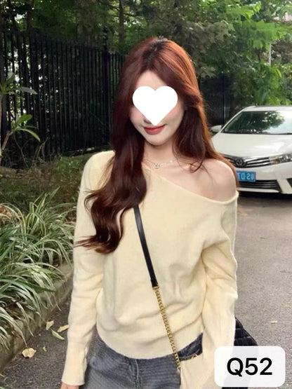Haut Court en Maille Femme – Coupe Ample et Épaules Tombantes