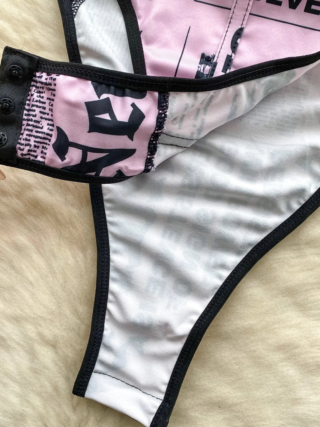 Body en dentelle rose pour femmes