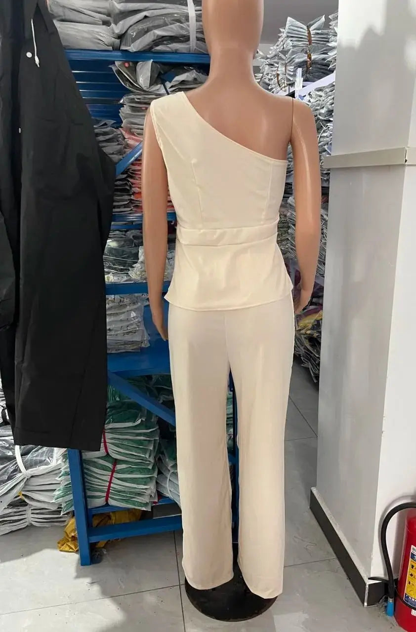 Ensemble 2 pièces haut asymétrique sexy à fronces et pantalon droit décontracté pour femmes