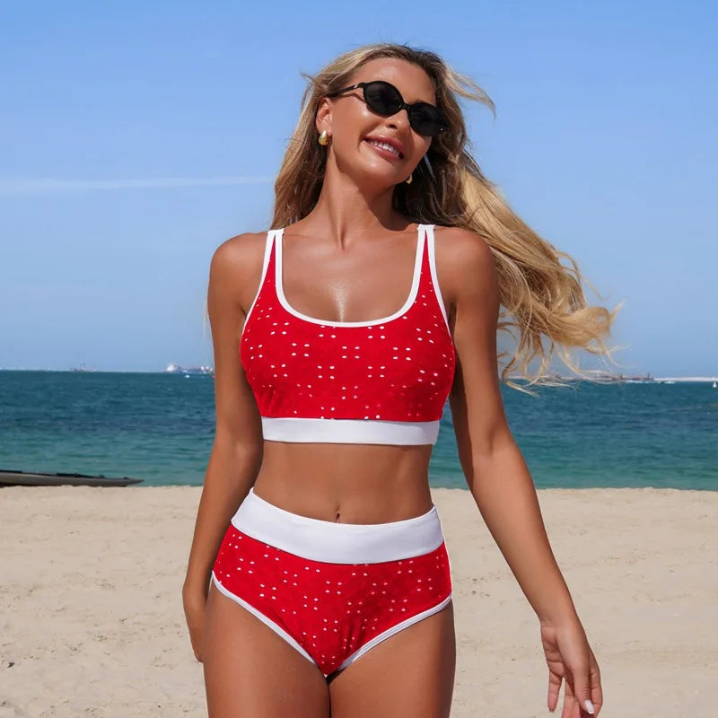 Maillot de bain deux pièces avec trou design haute élasticité pour femmes