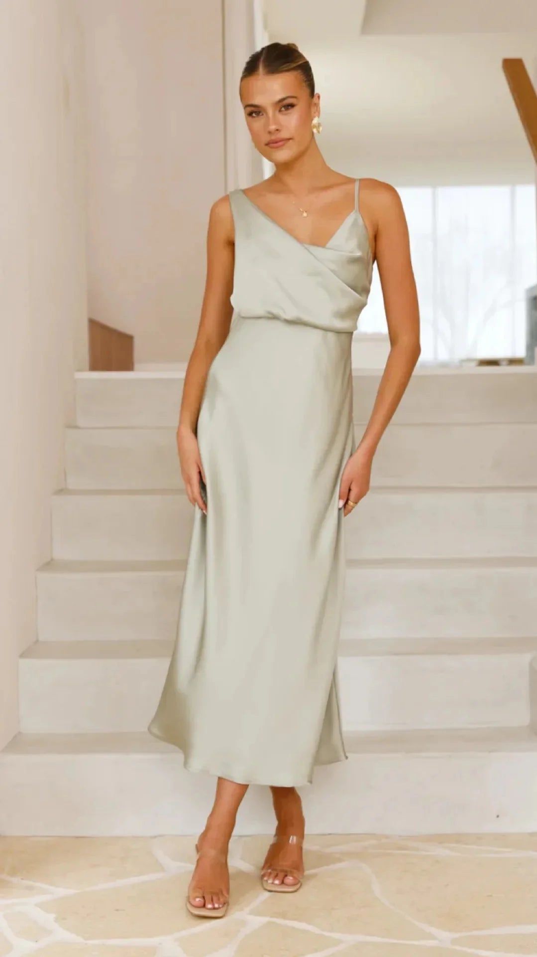 Robe longue élégante en soie unie, sans bretelles pour femmes