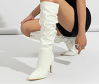 Bottes hautes en cuir verni plissé pour femmes