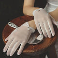 Gants de poignet courts en tulle blanc pour femmes