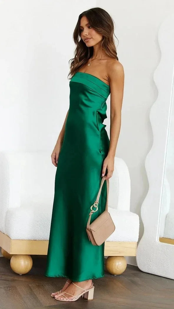 Robe tube élégante en satin et dos nu pour femmes