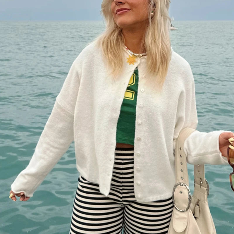 Pull à manches longues avec bouton sur le devant pour femmes