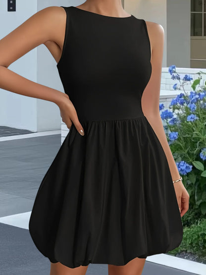 Robe Courte Femme – Col Rond et Sans Manches