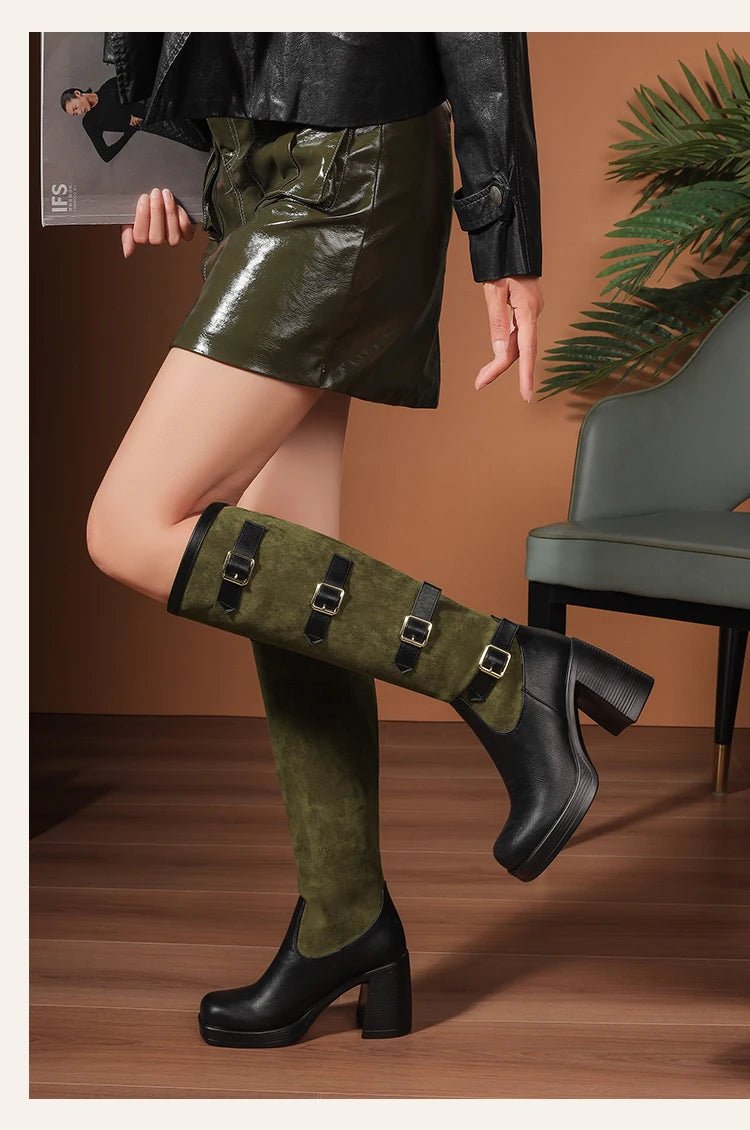 Bottes mi-mollet en PU givré avec boucle de ceinture à cinq rangées et talon ultra-haut pour femmes