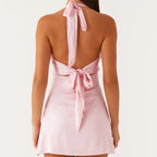 Robe courte dos nu pour femmes