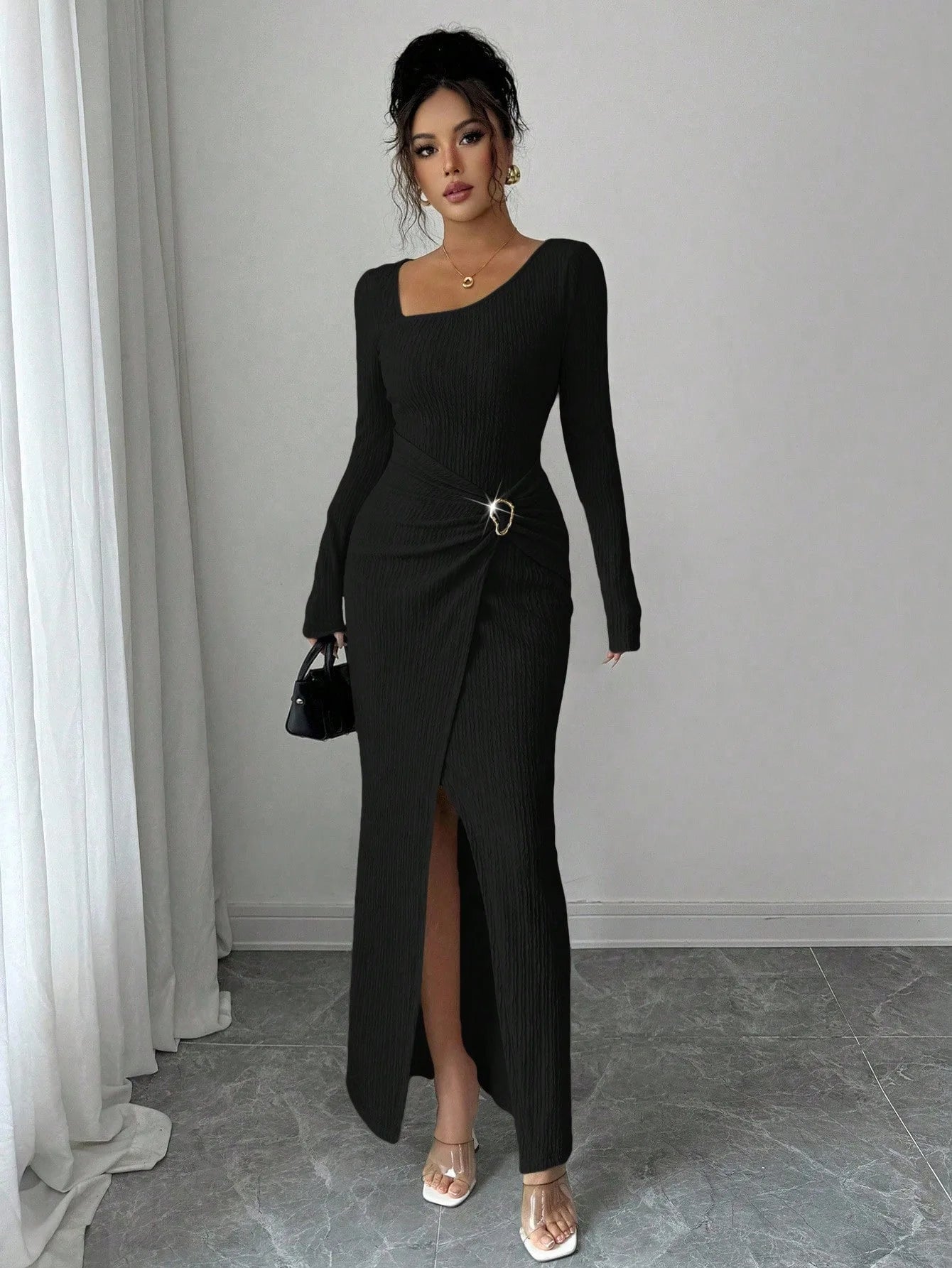 Robe longue en tricot texturé à col irrégulier pour femmes