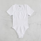 Body moulant sans manches pour femmes