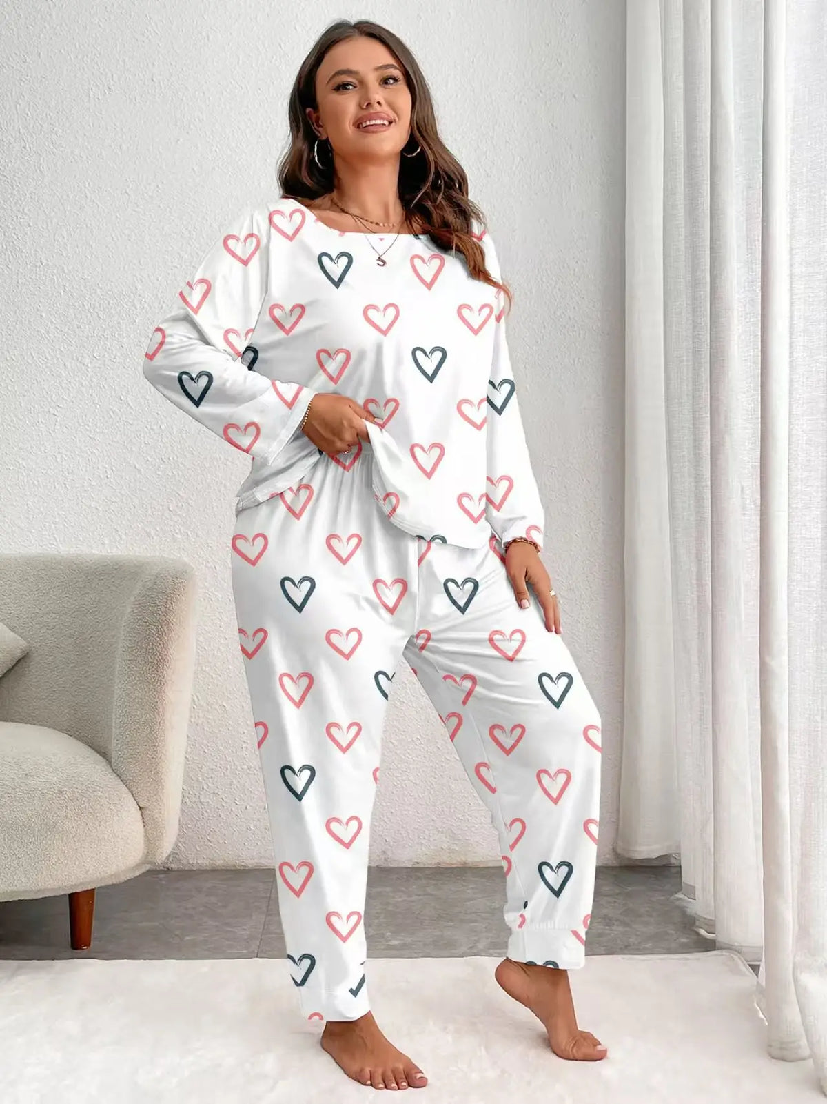 Pyjama Grande Taille Femme – Cœurs Roses et Pantalon Long