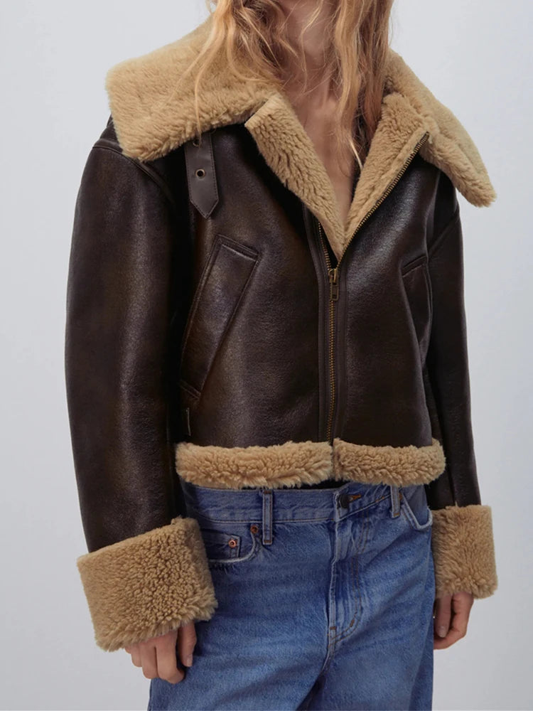 Manteau en faux cuir d(agneau pour femmes