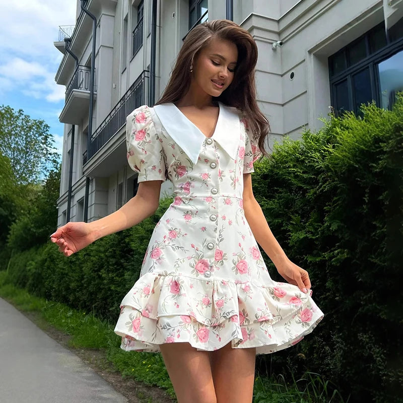 Robe d'été imprimée à manches bouffantes et à volants pour femmes