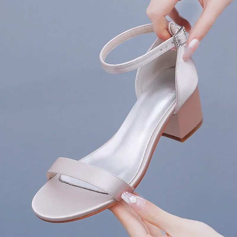 Sandales tissées à la cerise pour femmes