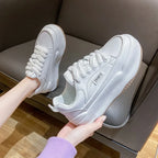 Baskets blanches épaisses pour femmes
