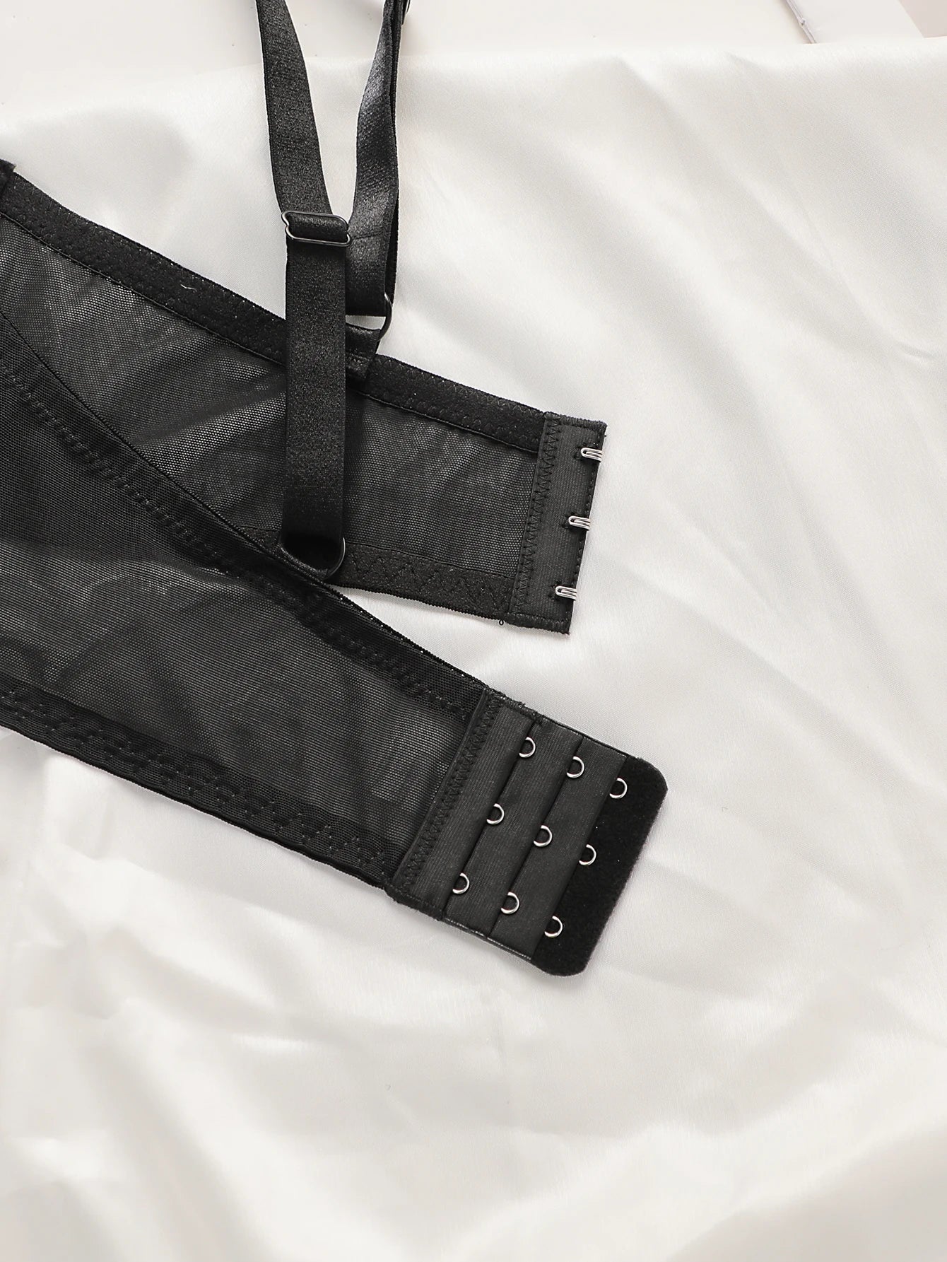 Soutien-gorge en dentelle brodée pour femmes
